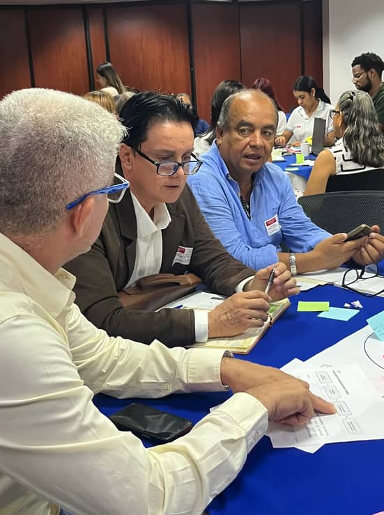 Foto 4 de Tercera Mesa de Actores · Ladera y Rural
